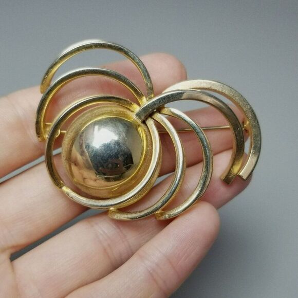 Vintage Gold Tone Atomic Style Retro Lapel Pin Brooch, Mid Century Unisex - Picture 2 of 5